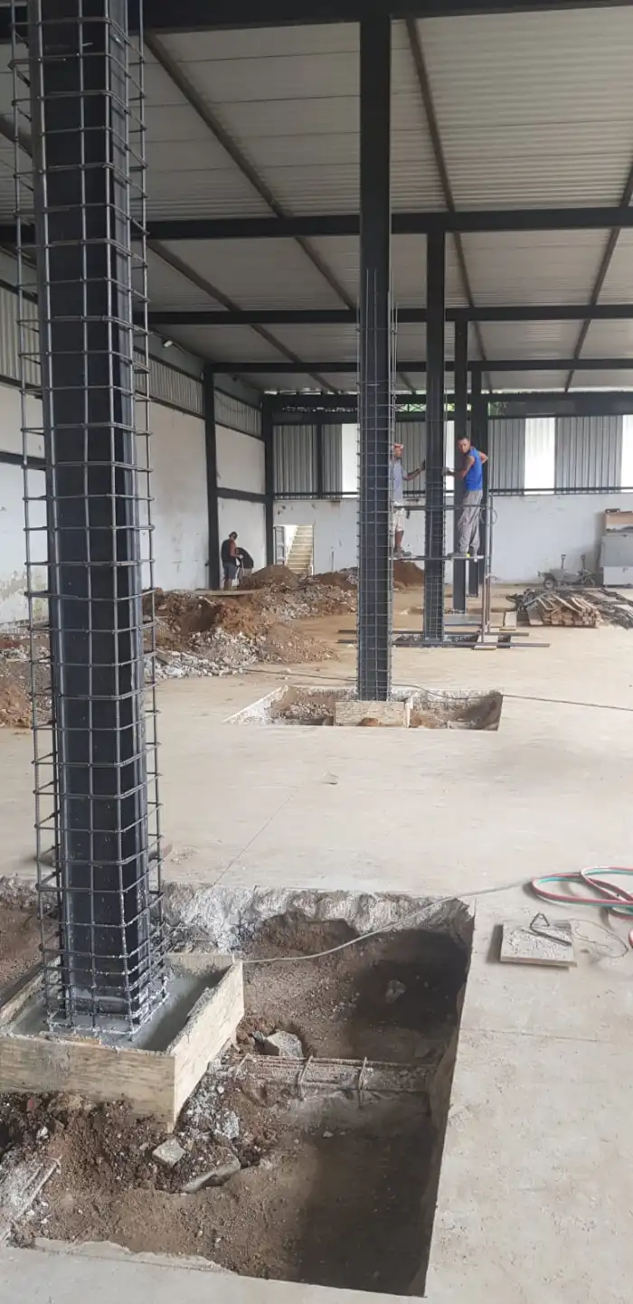 Obra em estrutura metálica executada pela SAFER