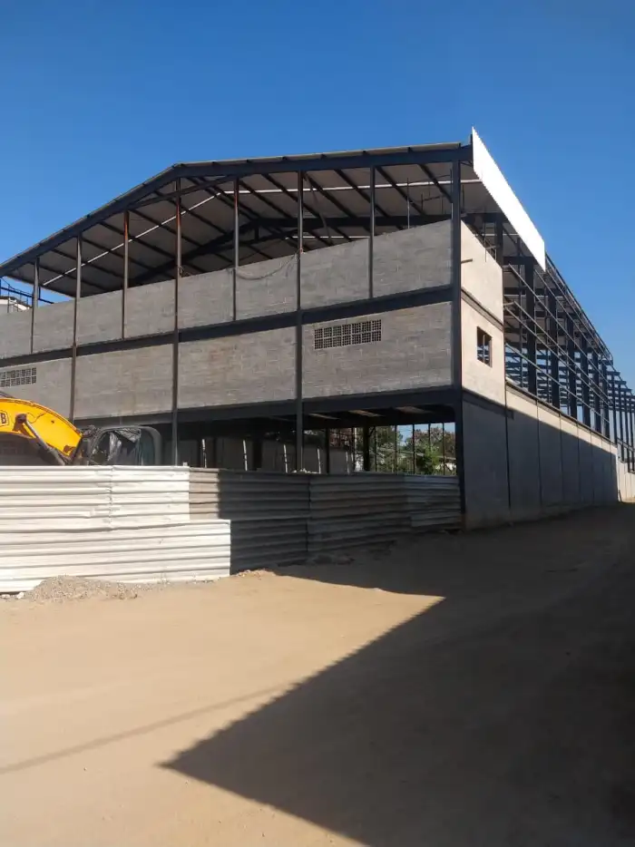 Obra em estrutura metálica executada pela SAFER