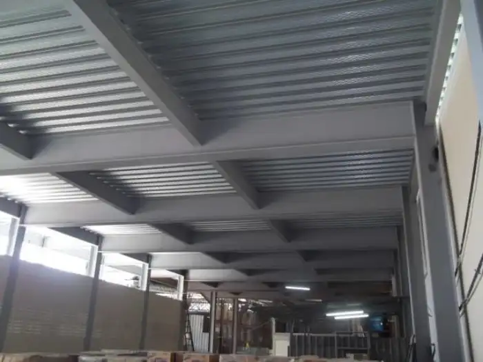 Obra em estrutura metálica executada pela SAFER