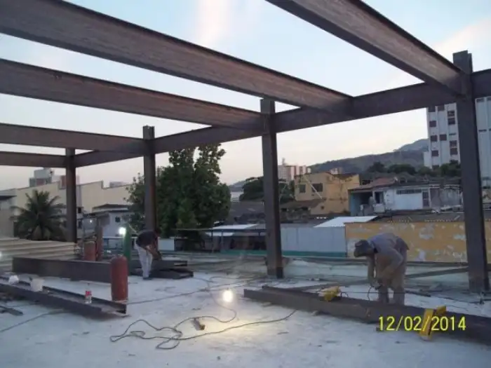 Obra em estrutura metálica executada pela SAFER
