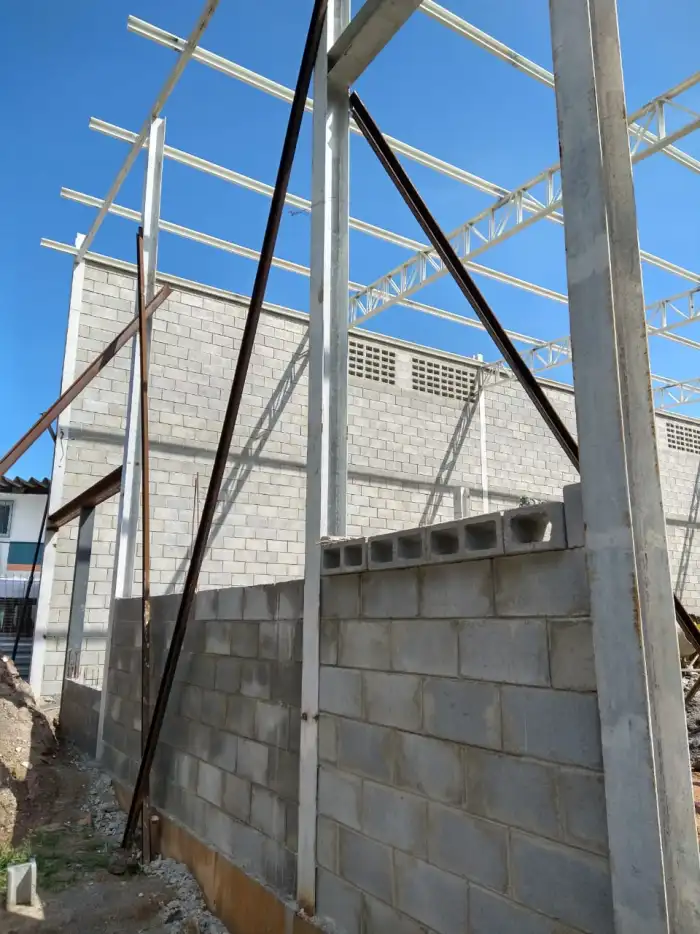 Obra em estrutura metálica executada pela SAFER